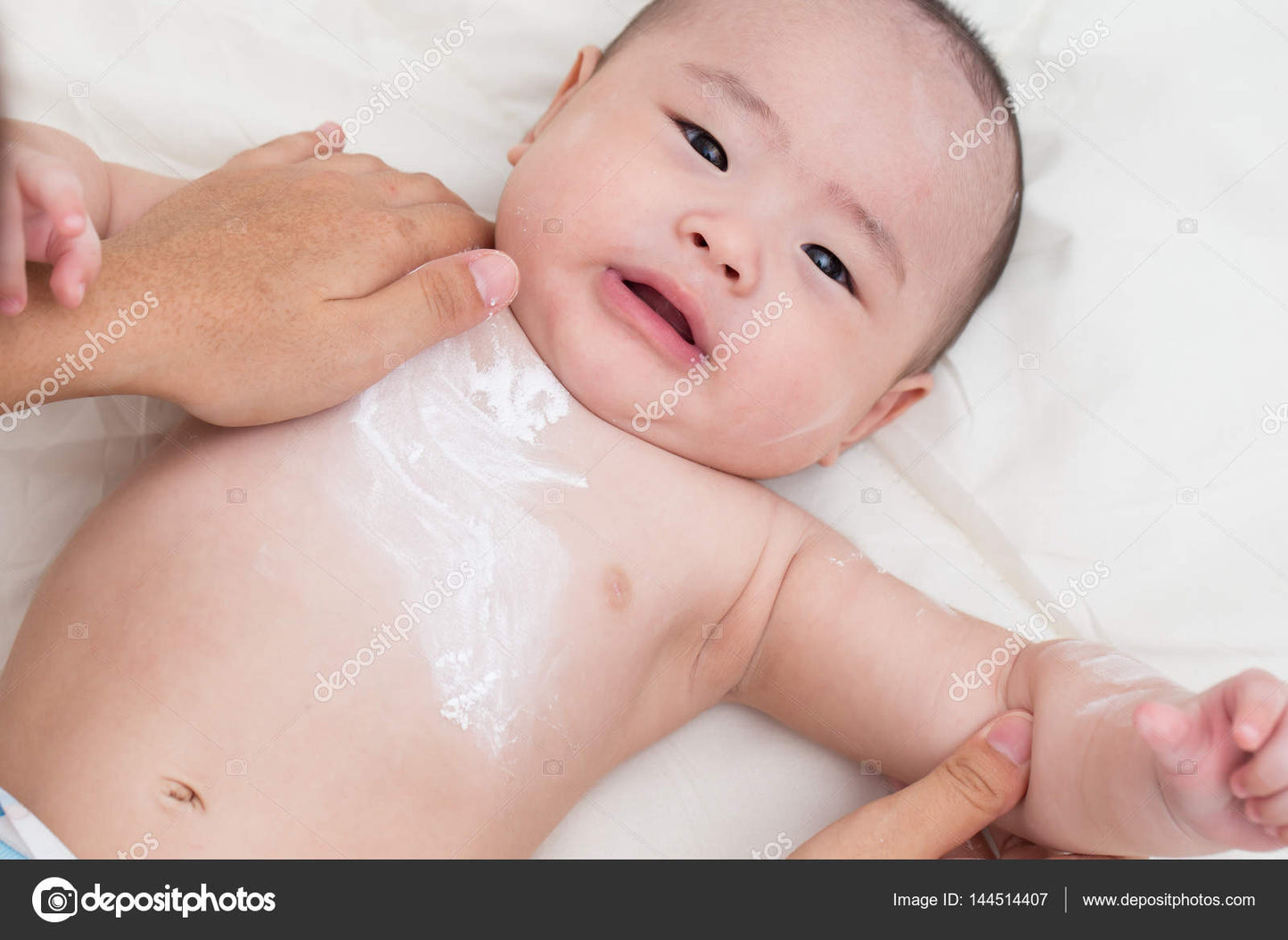 Silky natural baby powder/herbal baby powder (500 gram)